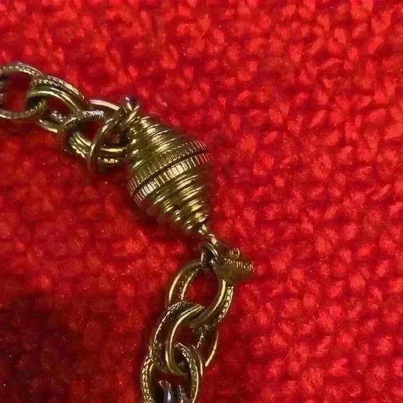 Necklace - Picture 2 of 2